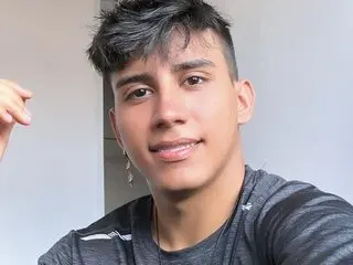 Cam Alexcano
