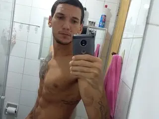 Toy LeoniAthaydes