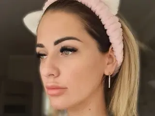 Livejasmine roselynax