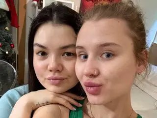 Livesex ScarlettAndBenit